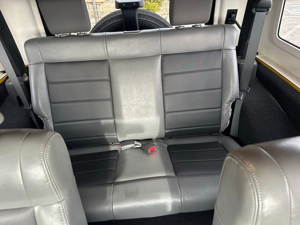 Used 2009 Jeep Wrangler X image 23