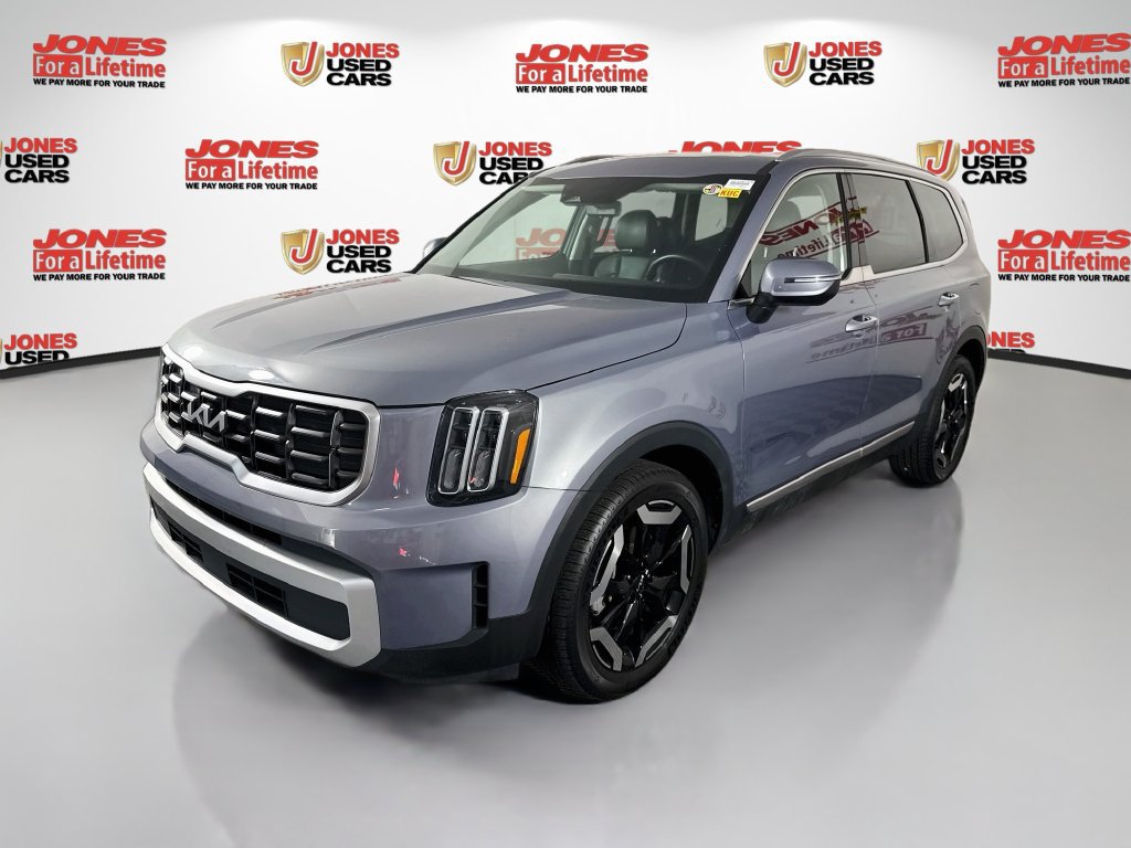 Used 2025 Kia Telluride S FWD image 13