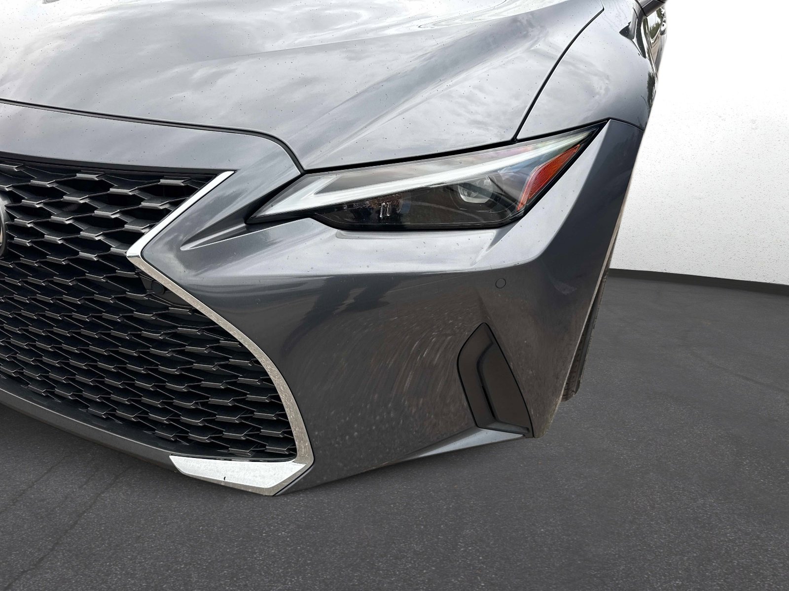 Used 2024 Lexus IS 300 w/ Comfort Package RWD image 9