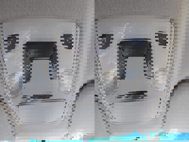 Used 2014 Toyota Sienna LE image 17