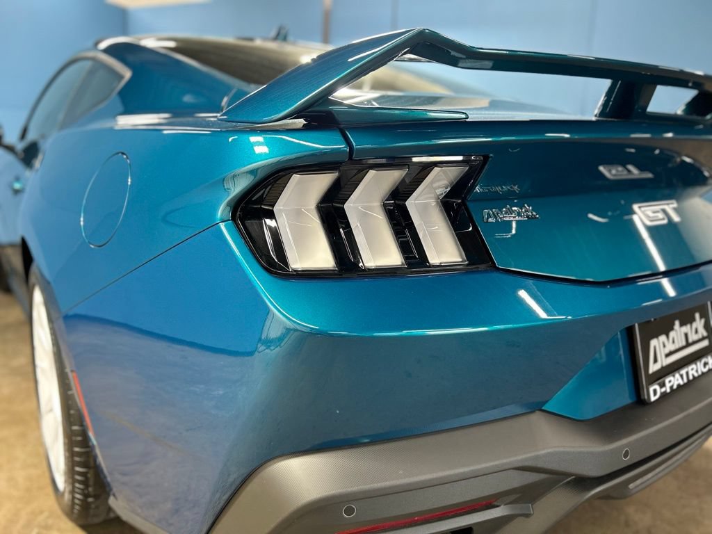 New 2026 Ford Mustang GT Premium w/ GT Performance Package RWD image 9