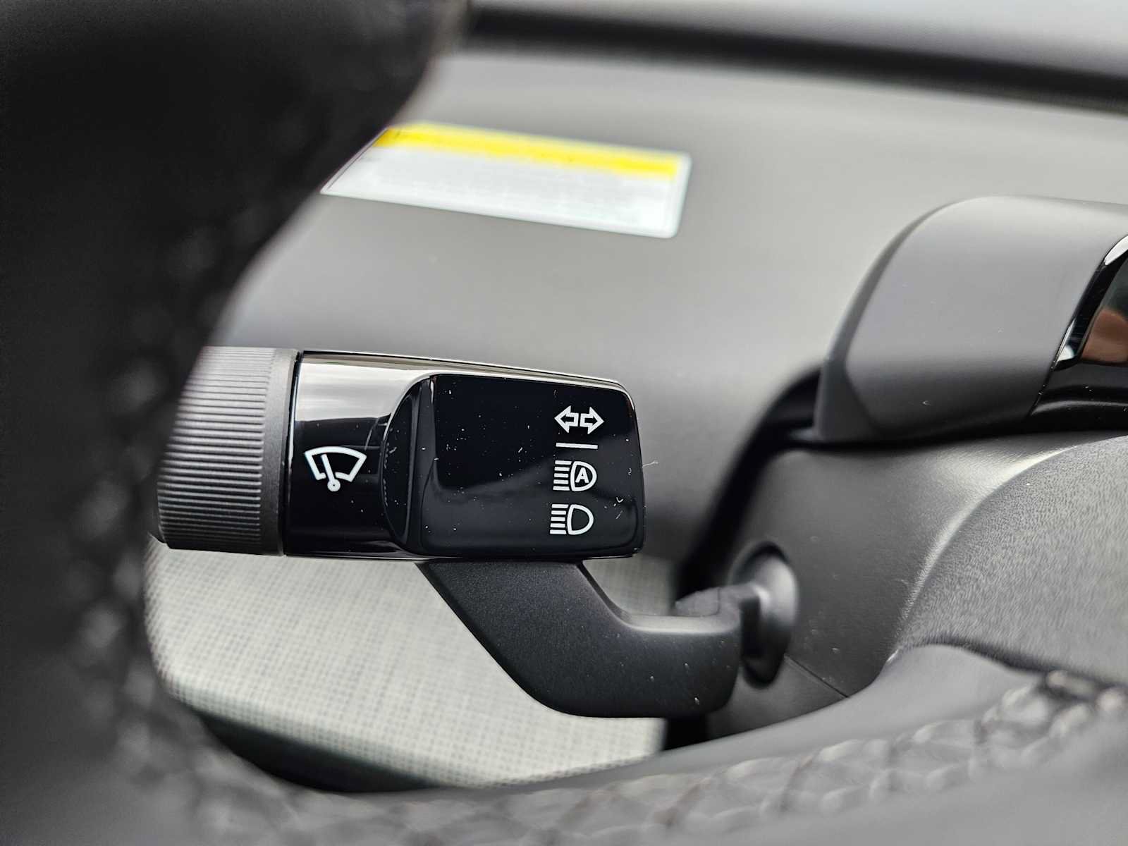 New 2026 Volvo EX30 Plus w/ Protection Package RWD image 35