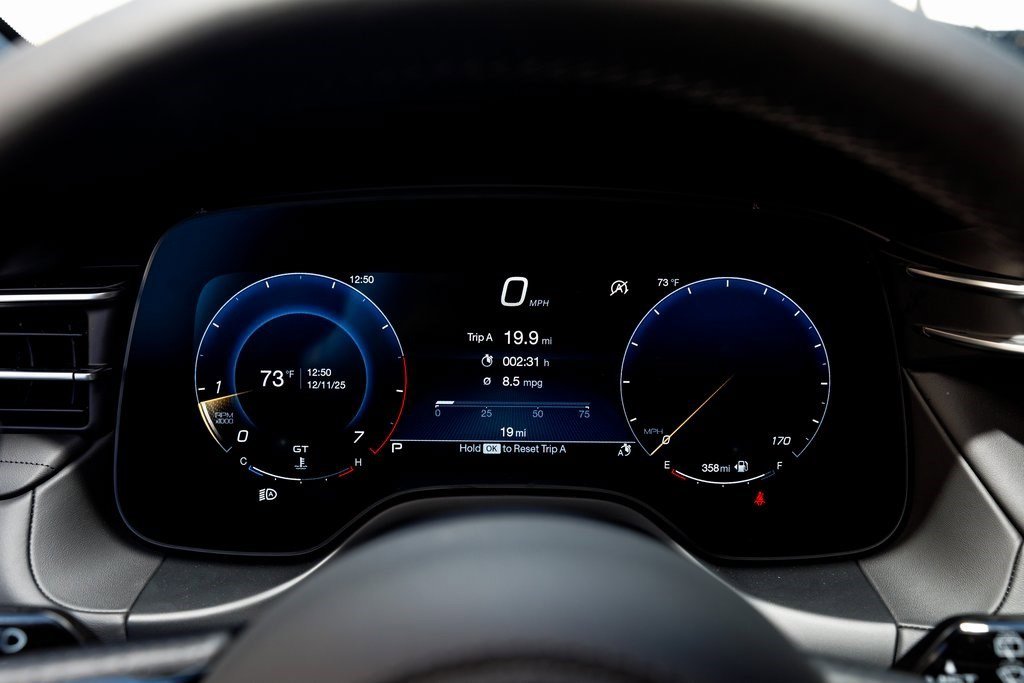 New 2025 Maserati Grecale GT image 24