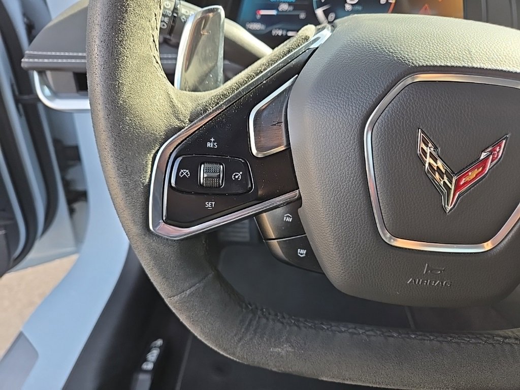 Used 2023 Chevrolet Corvette Stingray Coupe w/ Z51 Performance Package image 16