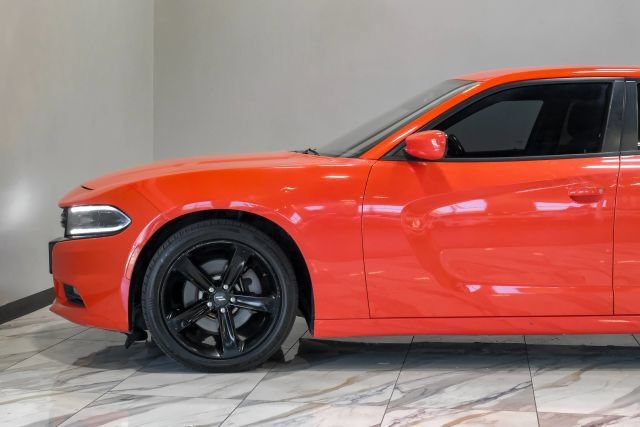Used 2017 Dodge Charger R/T RWD image 20