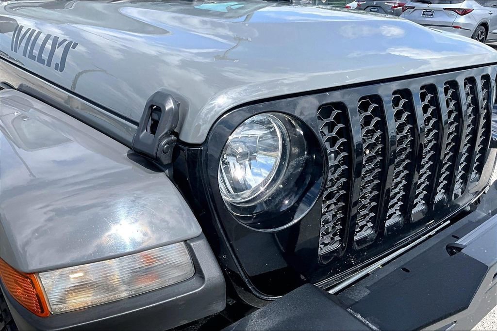 Used 2023 Jeep Gladiator Willys image 41