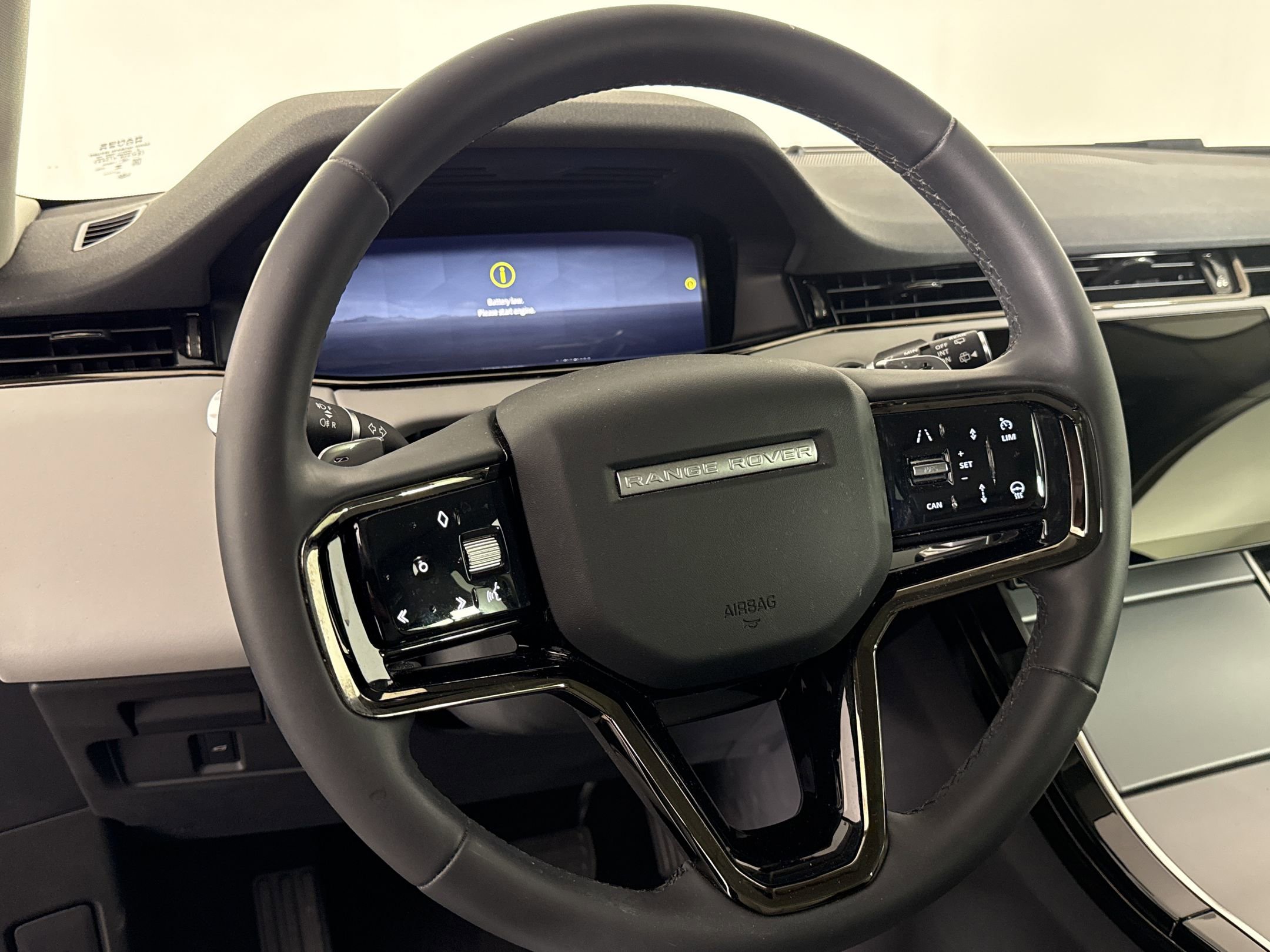 Certified 2024 Land Rover Range Rover Evoque S AWD/4WD image 15