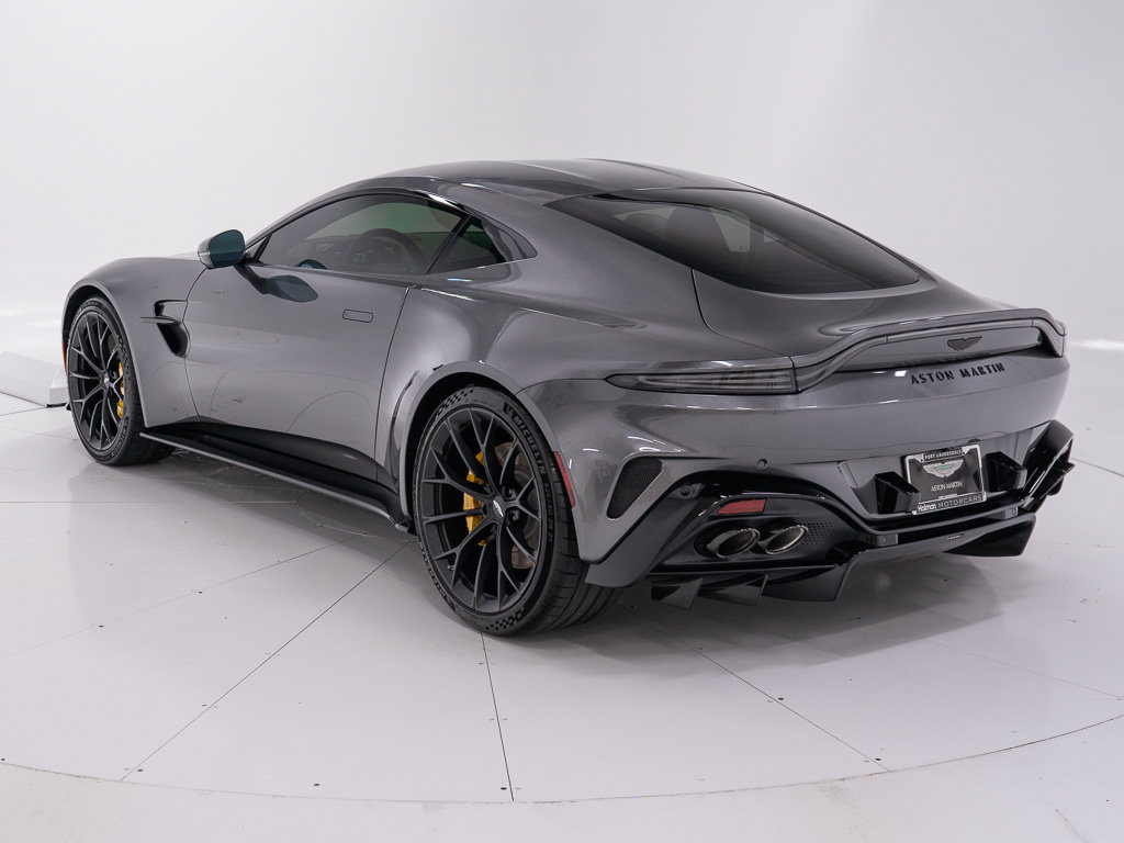 Used 2026 Aston Martin V8 Vantage Coupe RWD image 3
