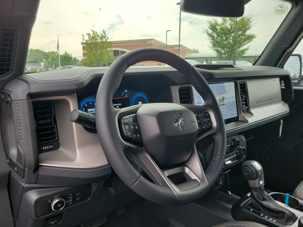 New 2026 Ford Bronco Outer Banks AWD/4WD image 18