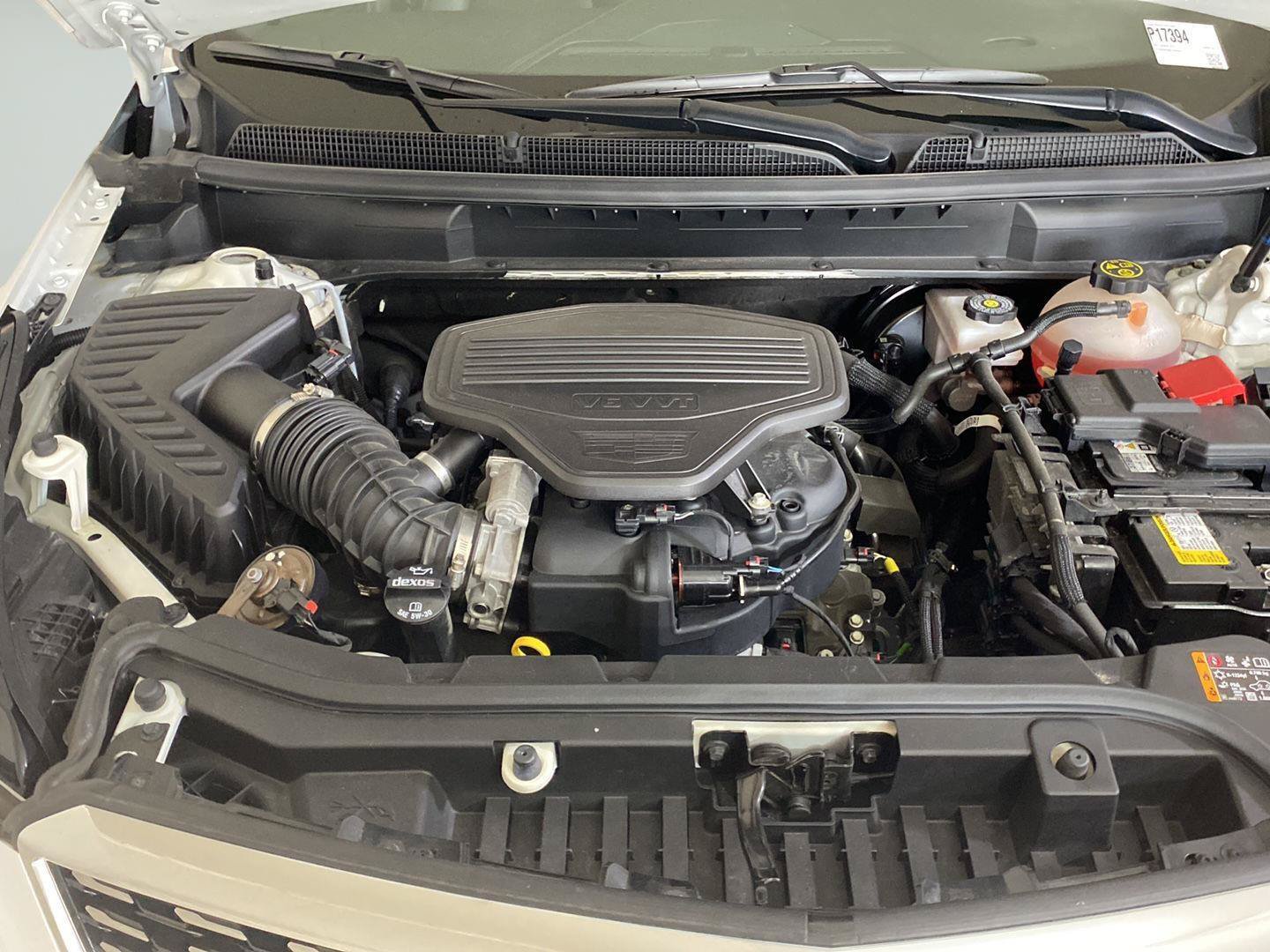 Certified 2022 Cadillac XT5 Premium Luxury w/ LPO, Floor Liner Package AWD/4WD image 9