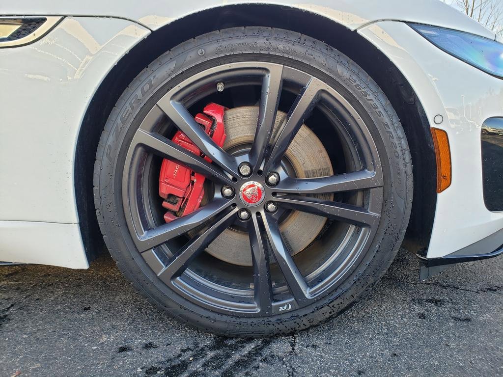 Used 2023 Jaguar F-TYPE R image 33