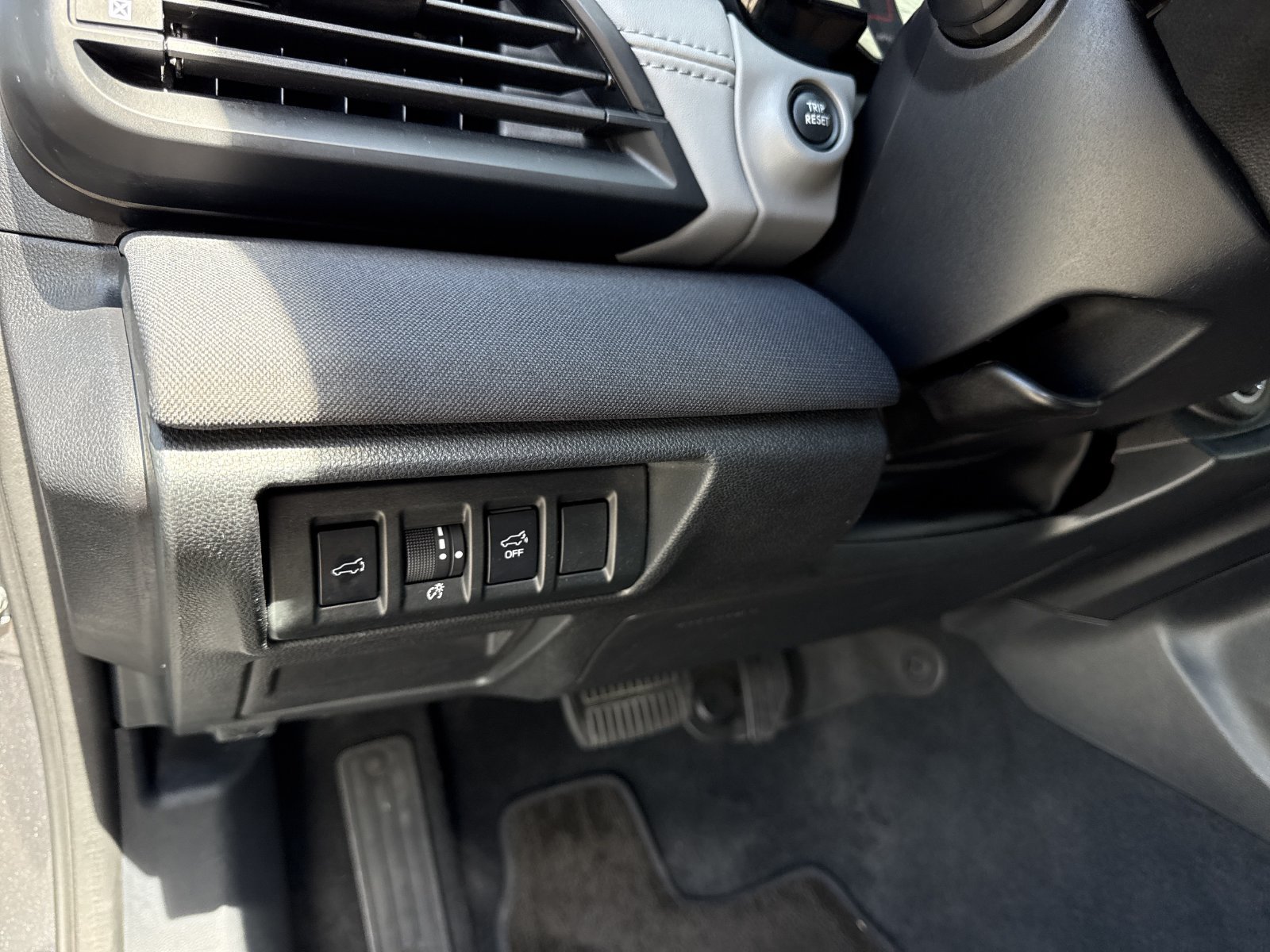Used 2023 Subaru Outback Premium AWD/4WD image 15