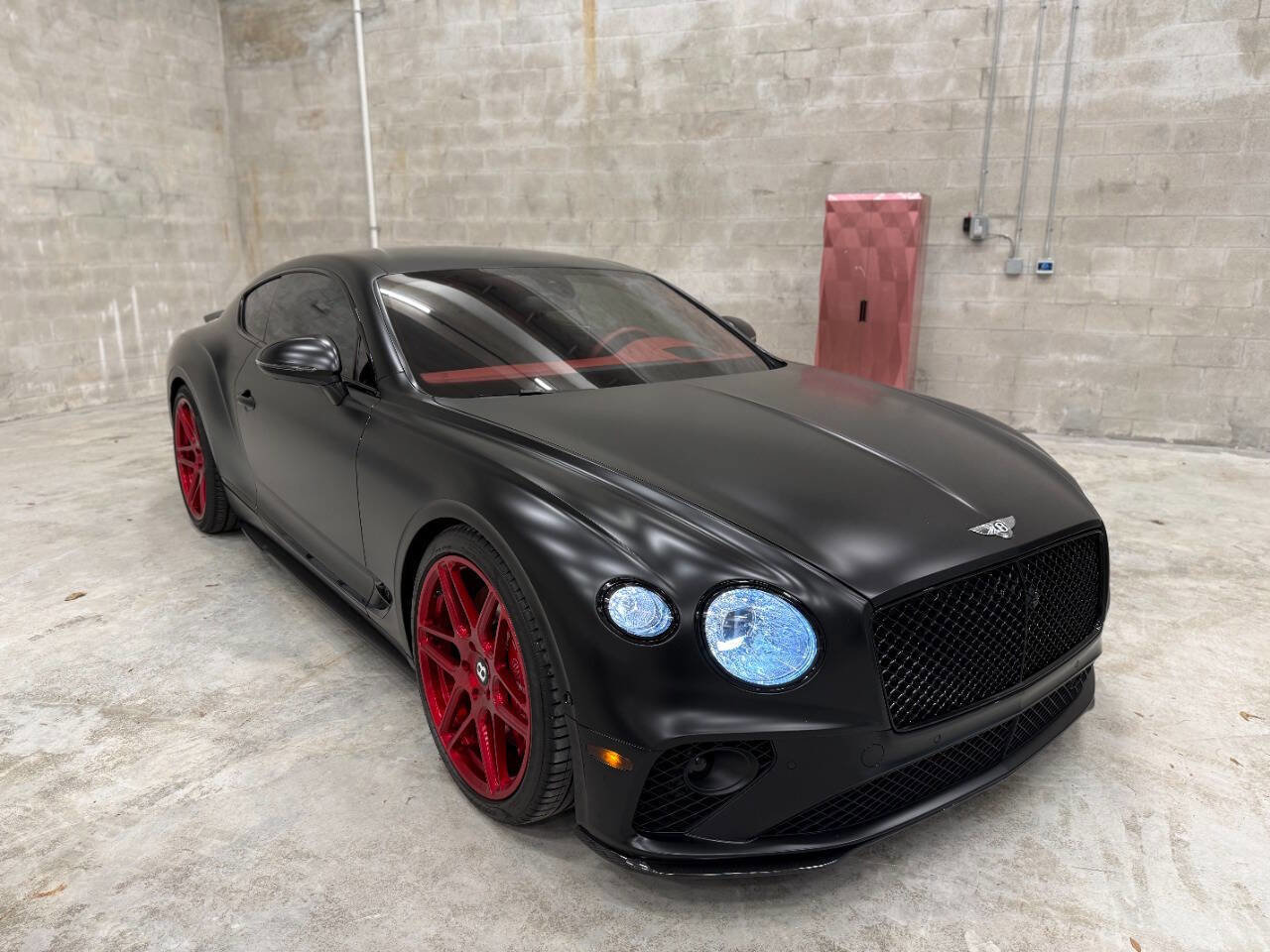Used 2021 Bentley Continental GT image 6