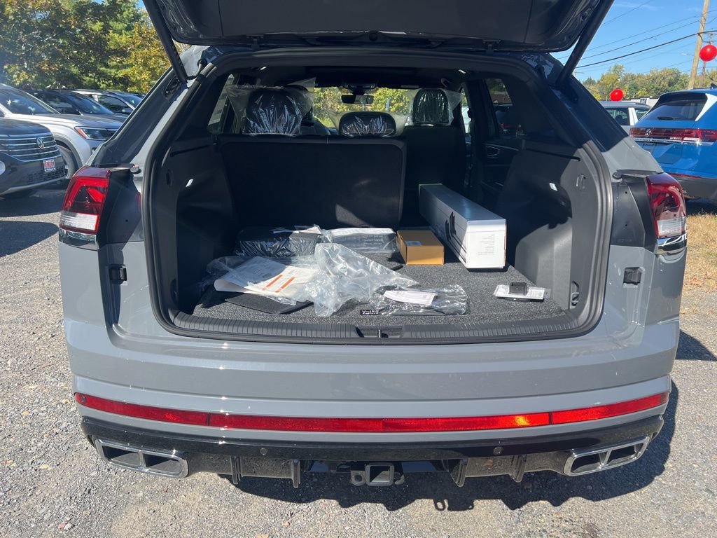 New 2026 Volkswagen Atlas Cross Sport SEL Premium R-Line image 12