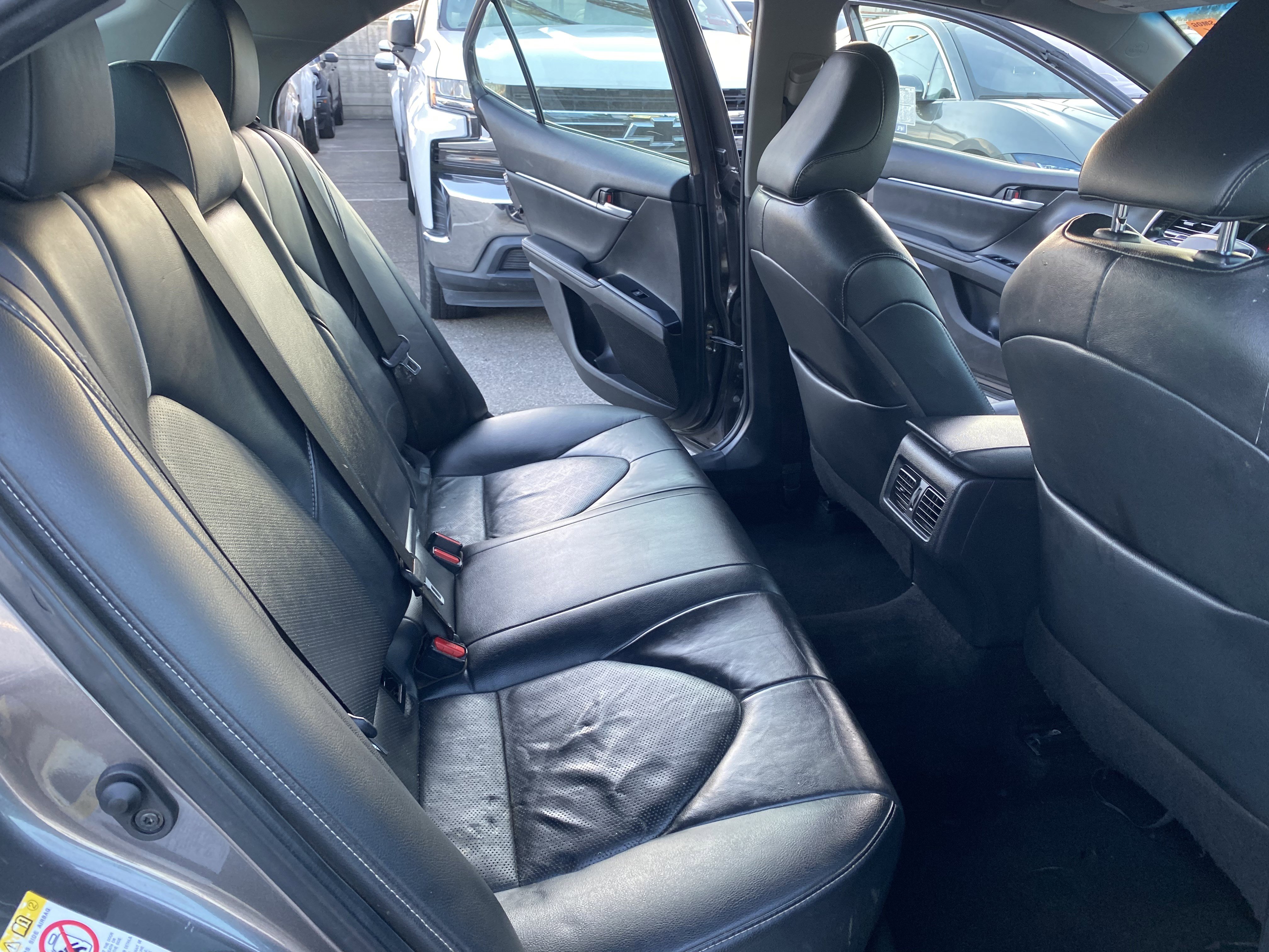 Used 2019 Toyota Camry XSE FWD image 18