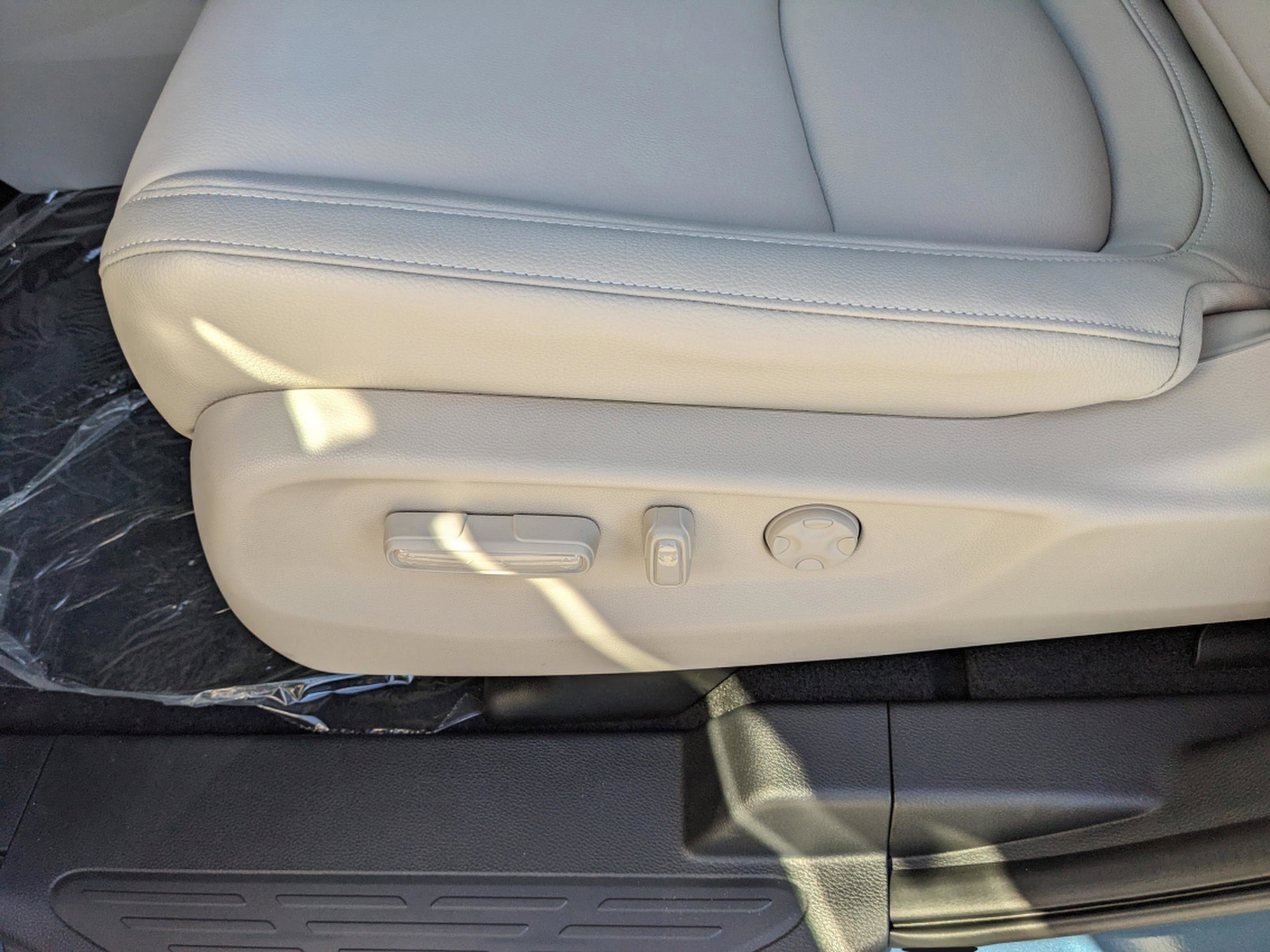 New 2026 Honda Odyssey EX-L image 23
