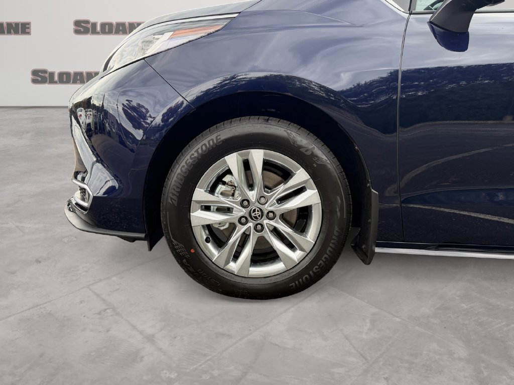 New 2026 Toyota Sienna Limited AWD/4WD image 14