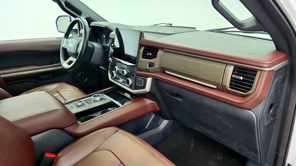 Used 2023 Ford Expedition Max Limited image 23