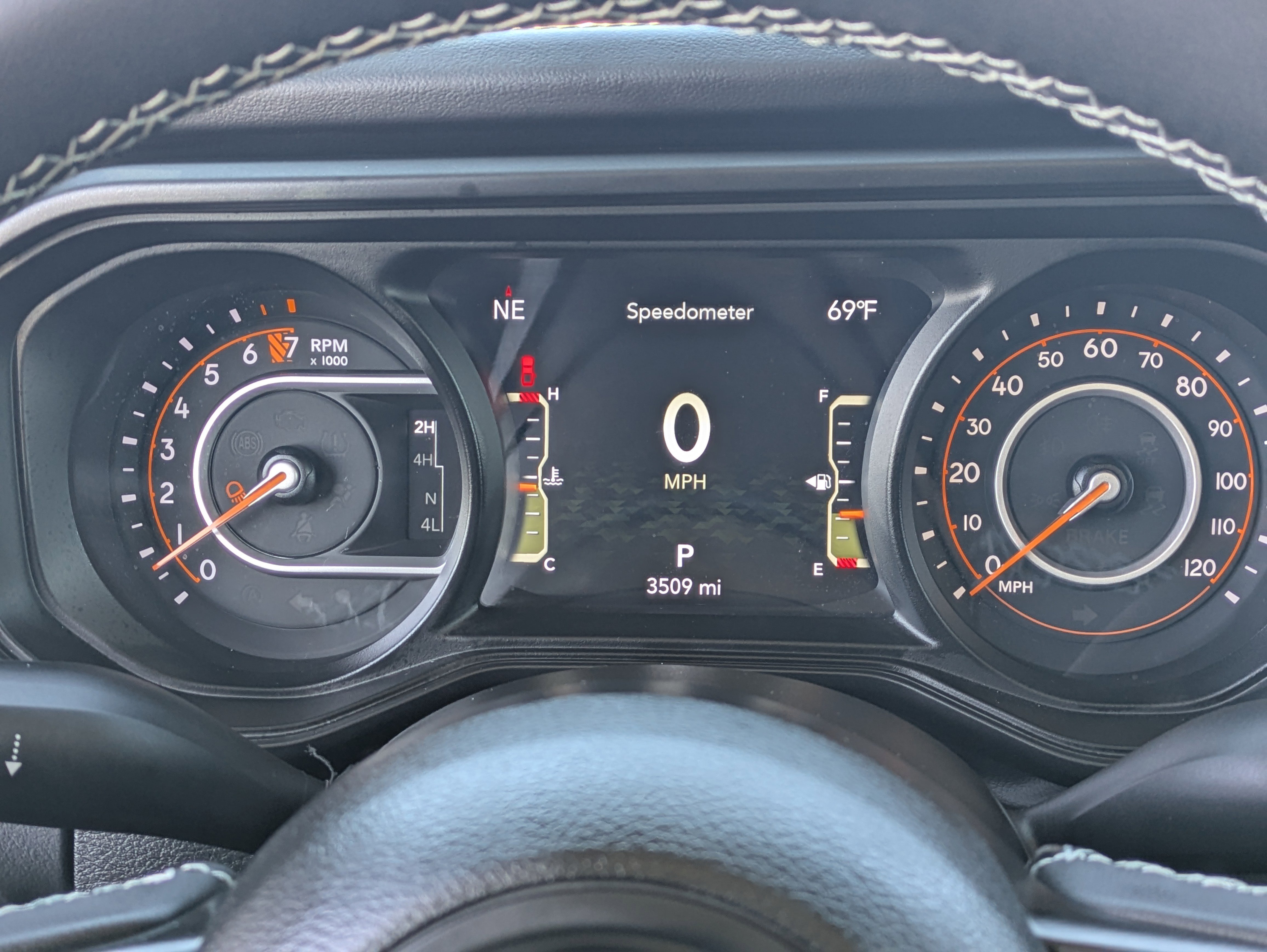 Used 2025 Jeep Gladiator Mojave image 28