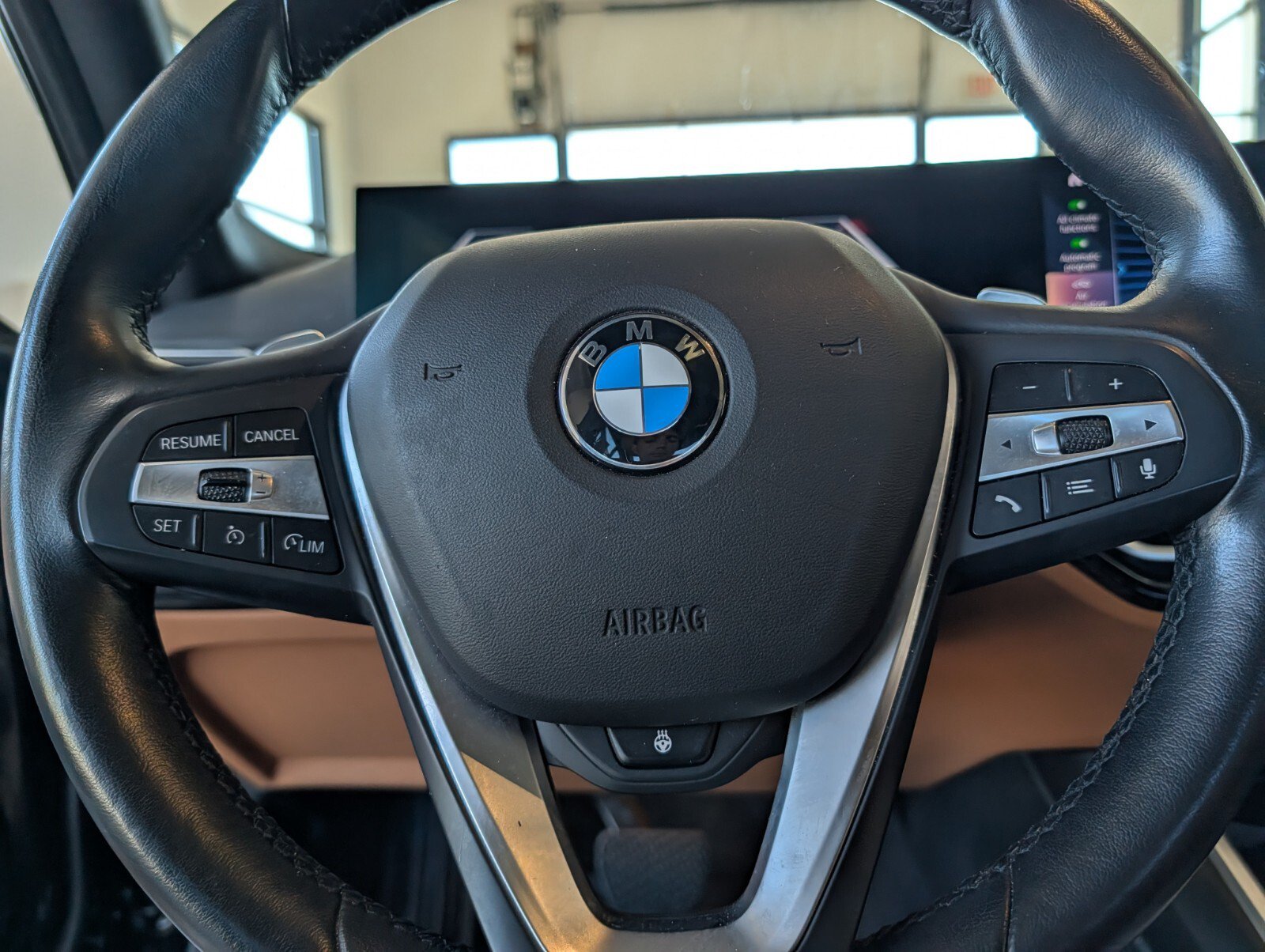 Used 2024 BMW 330i xDrive Sedan w/ Premium Package AWD/4WD image 18