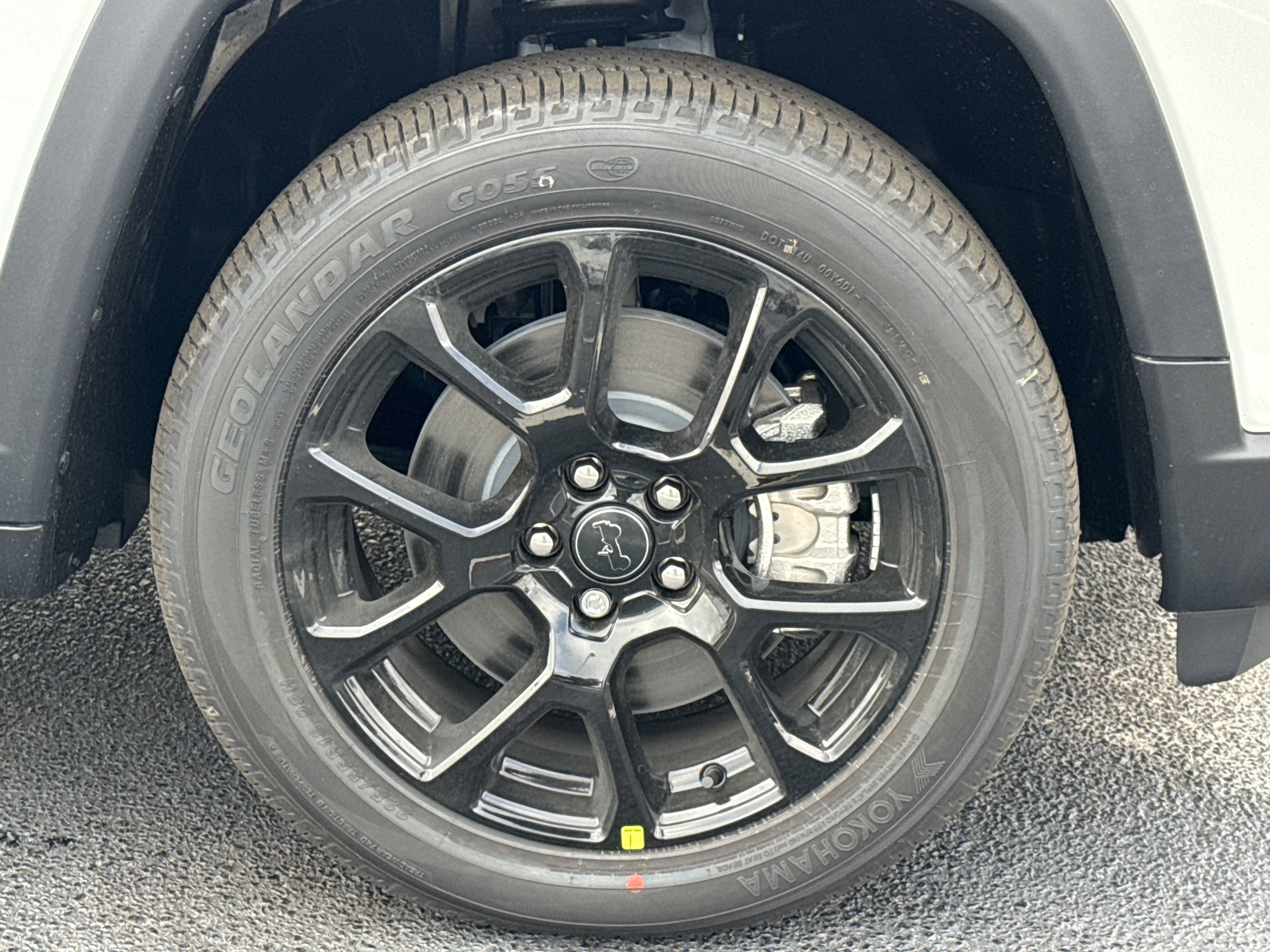 New 2026 Jeep Compass Latitude image 11