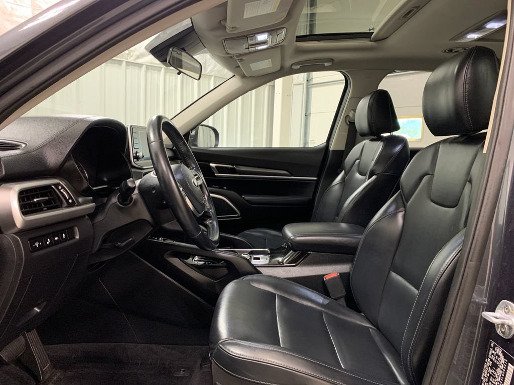 Used 2020 Kia Telluride S AWD/4WD image 16