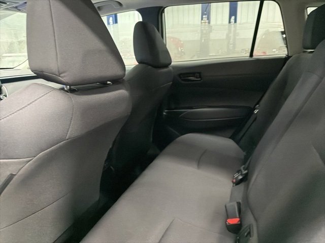 Certified 2023 Toyota Corolla Cross LE image 32