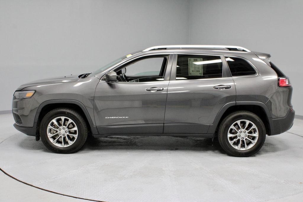 Used 2020 Jeep Cherokee Latitude Plus w/ Comfort/Convenience Group AWD/4WD image 8