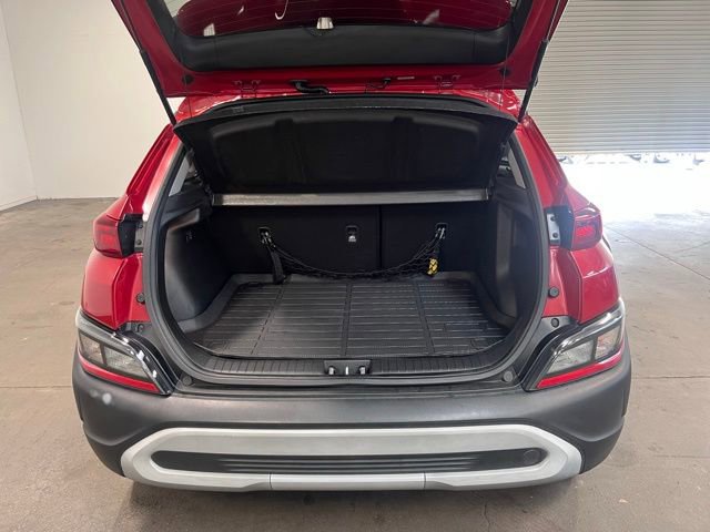 Used 2022 Hyundai Kona SEL w/ Convenience Package image 16