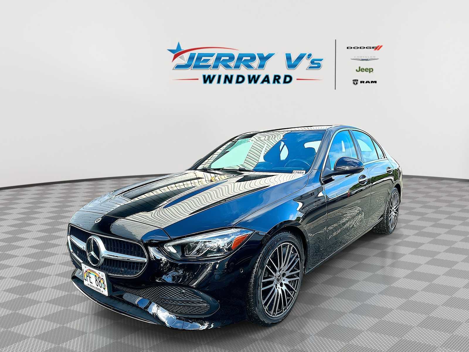 Used 2024 Mercedes-Benz C 300 4MATIC Sedan image 1