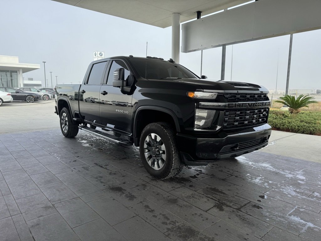 Used 2023 Chevrolet Silverado 2500 Custom w/ Custom Value Package image 4