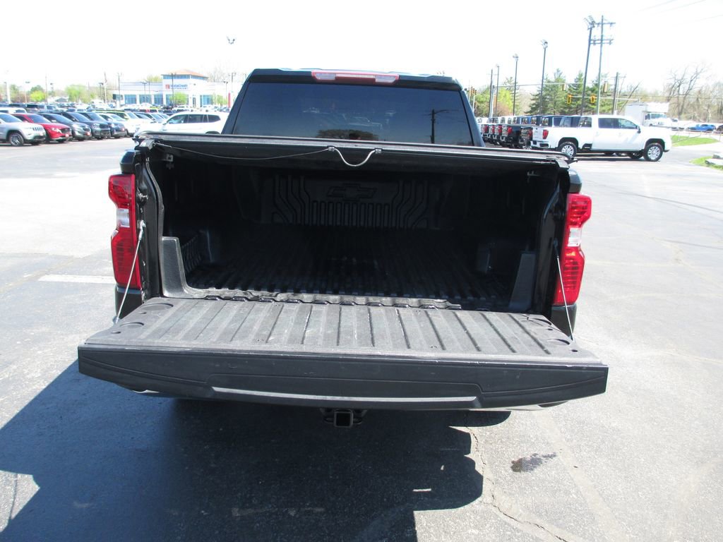 Used 2021 Chevrolet Silverado 1500 LT image 9