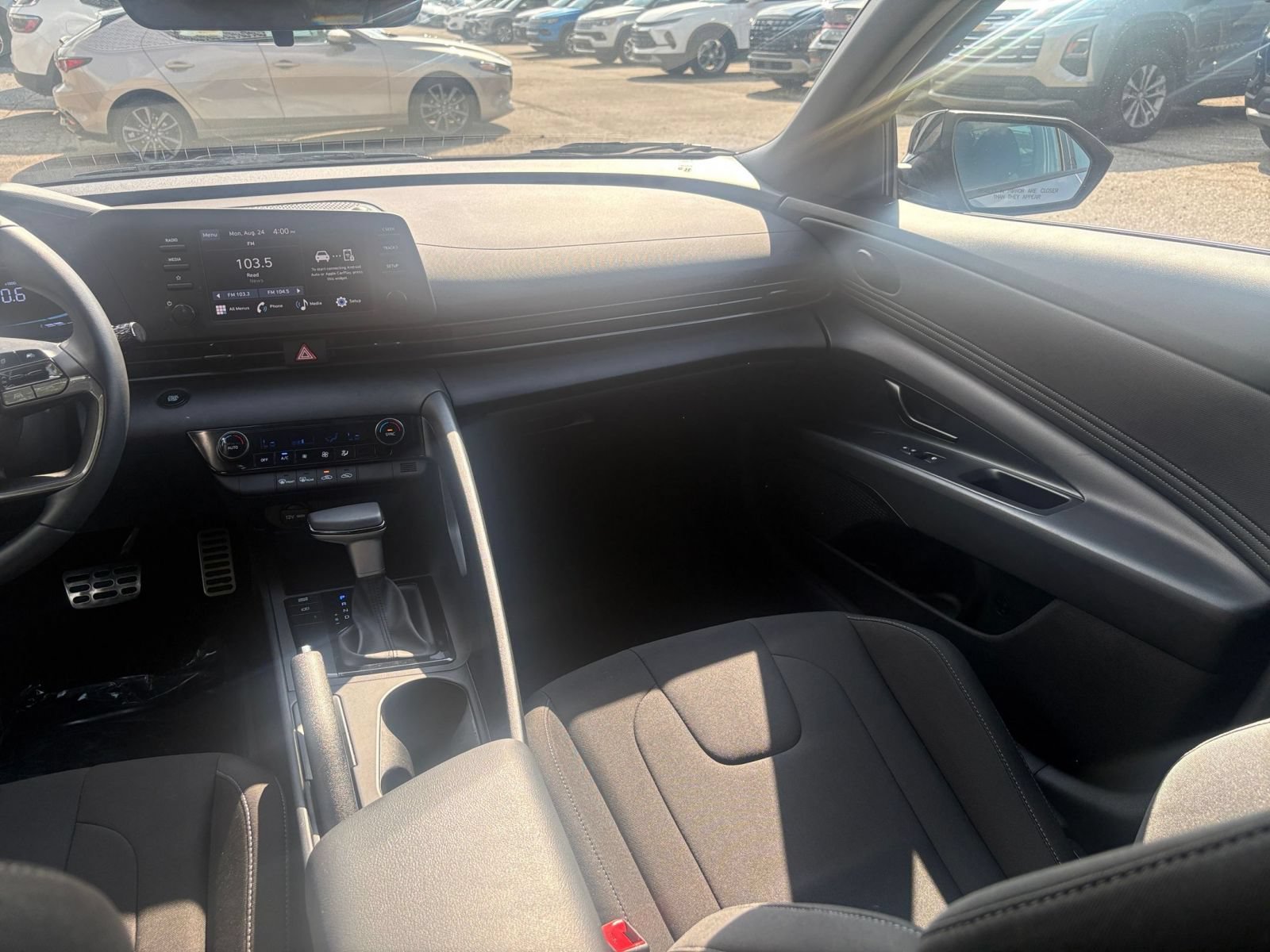 Used 2026 Hyundai Elantra Sport FWD image 29