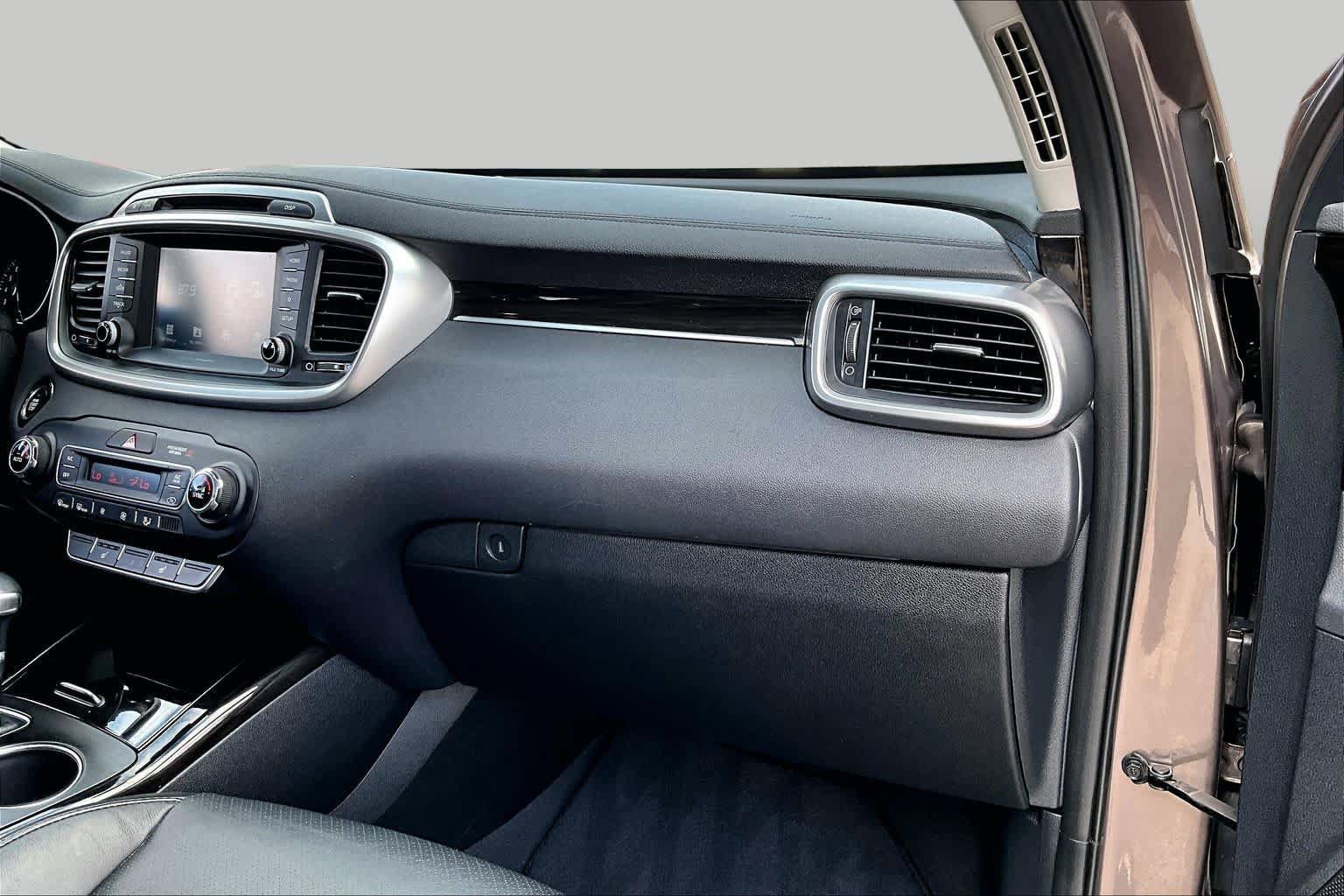 Used 2019 Kia Sorento EX FWD image 18