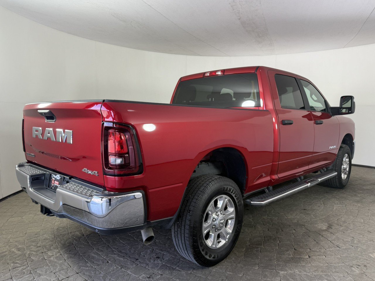 Used 2026 RAM 2500 Big Horn AWD/4WD image 9