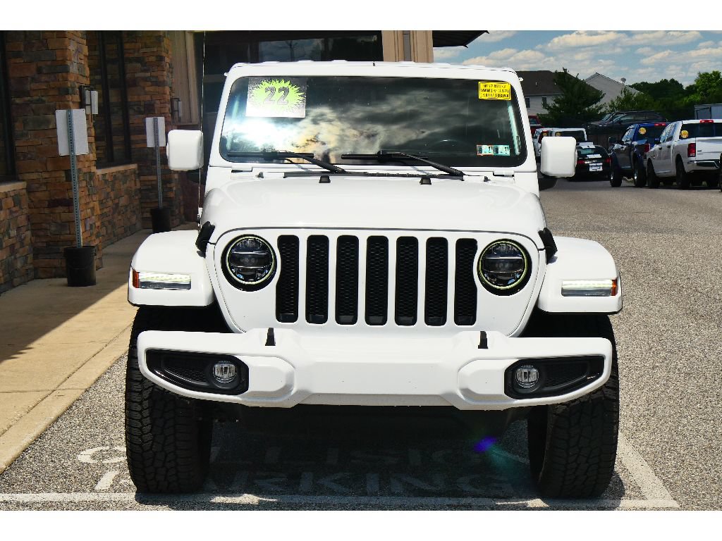 Used 2022 Jeep Wrangler Unlimited Sahara AWD/4WD image 8