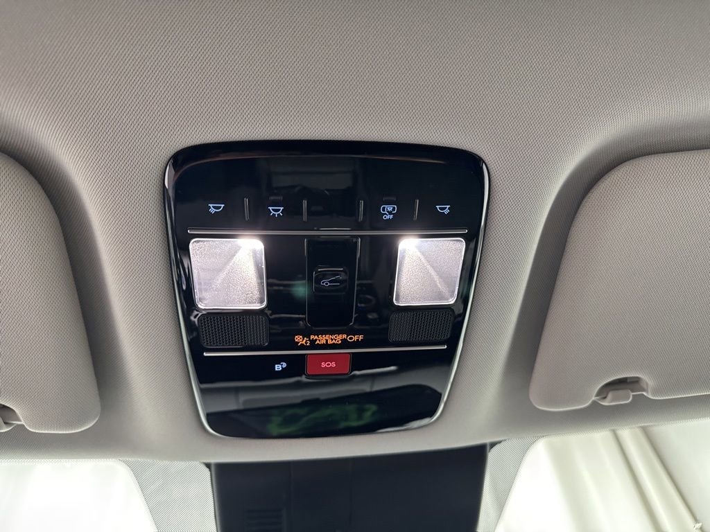 New 2025 Hyundai Santa Fe XRT image 16