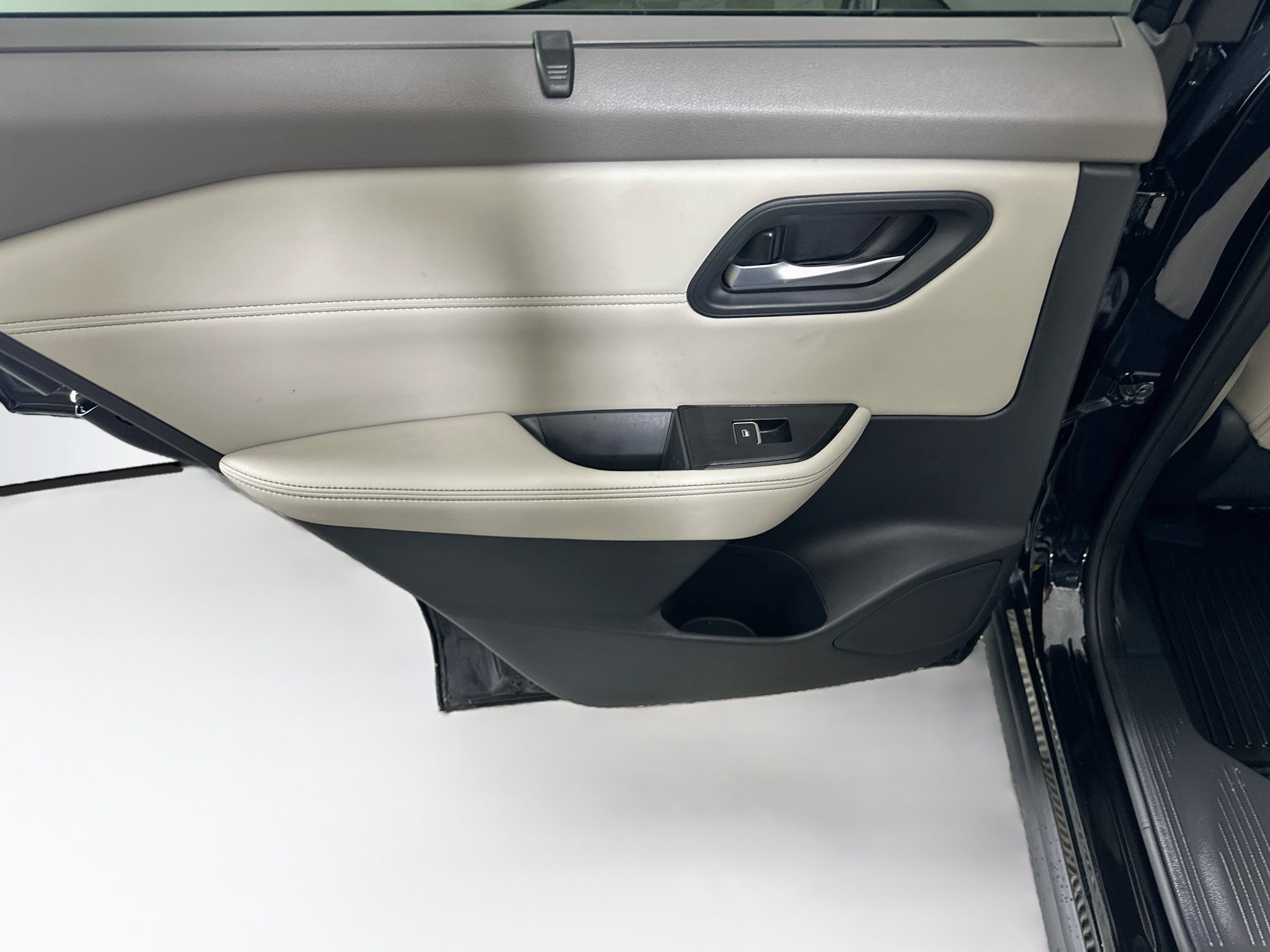 Used 2023 Nissan Rogue SL w/ SL Premium Package FWD image 26