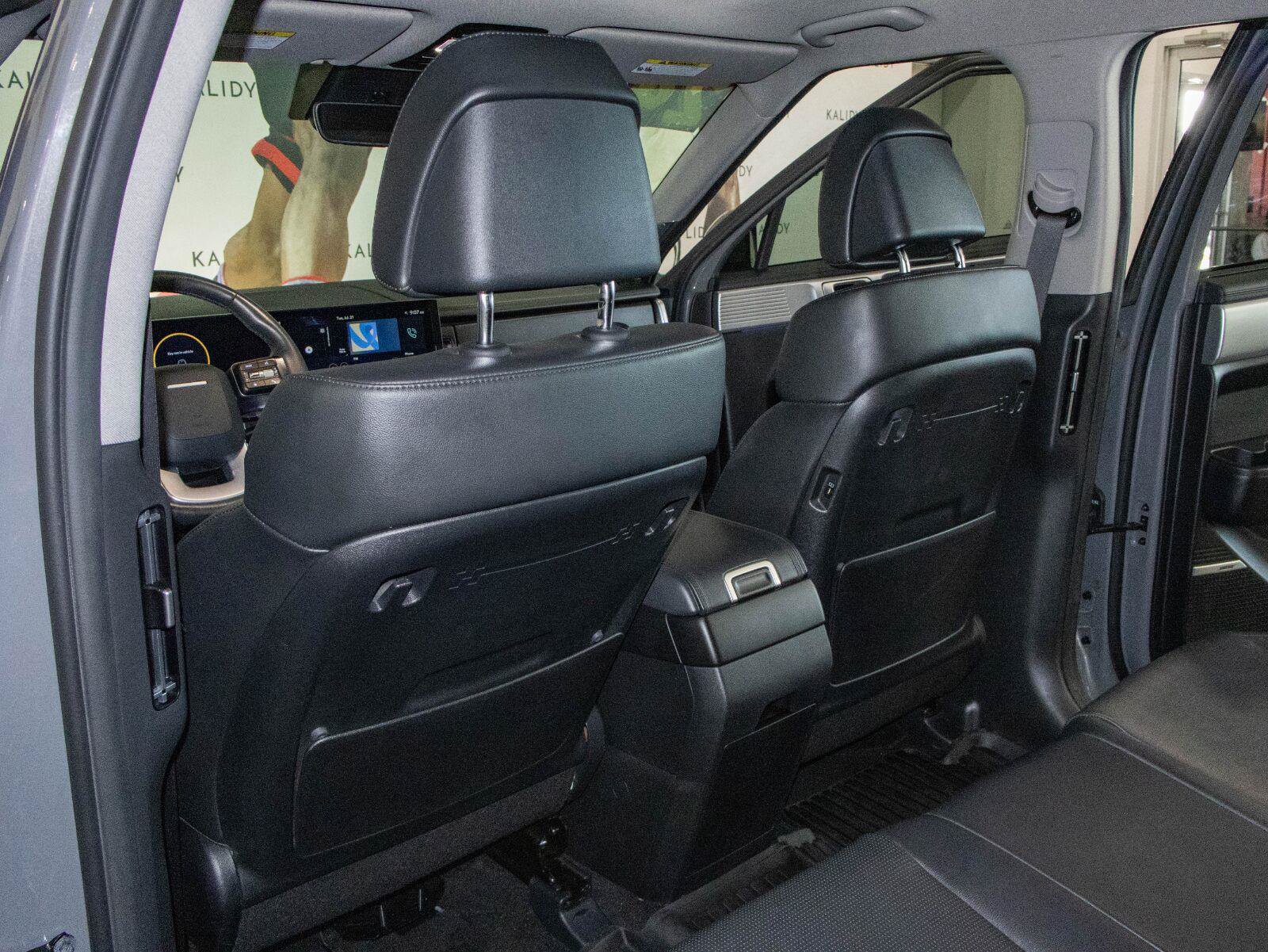Used 2024 Hyundai Santa Fe Limited FWD image 10