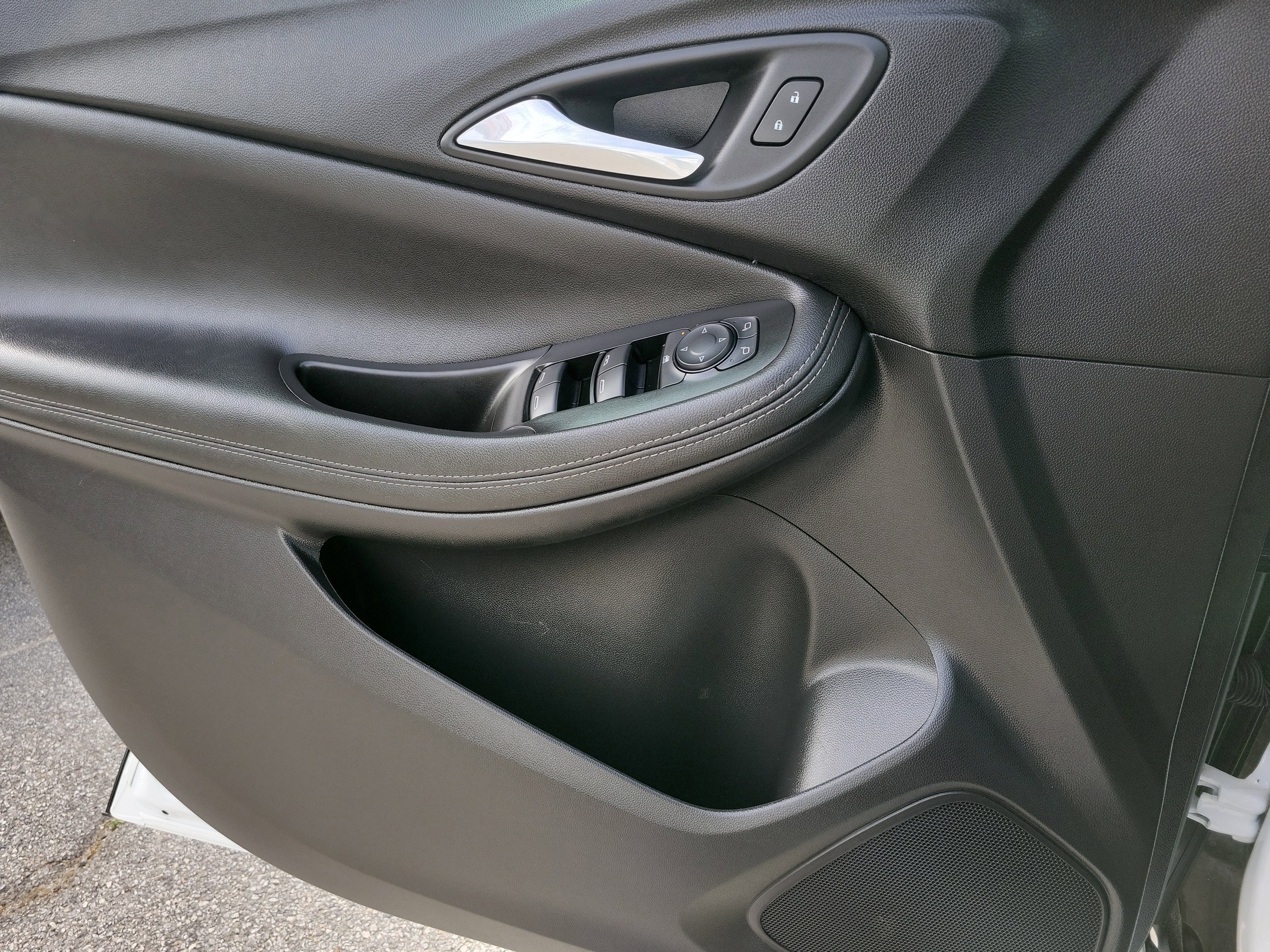 Used 2025 Buick Encore GX Preferred image 19