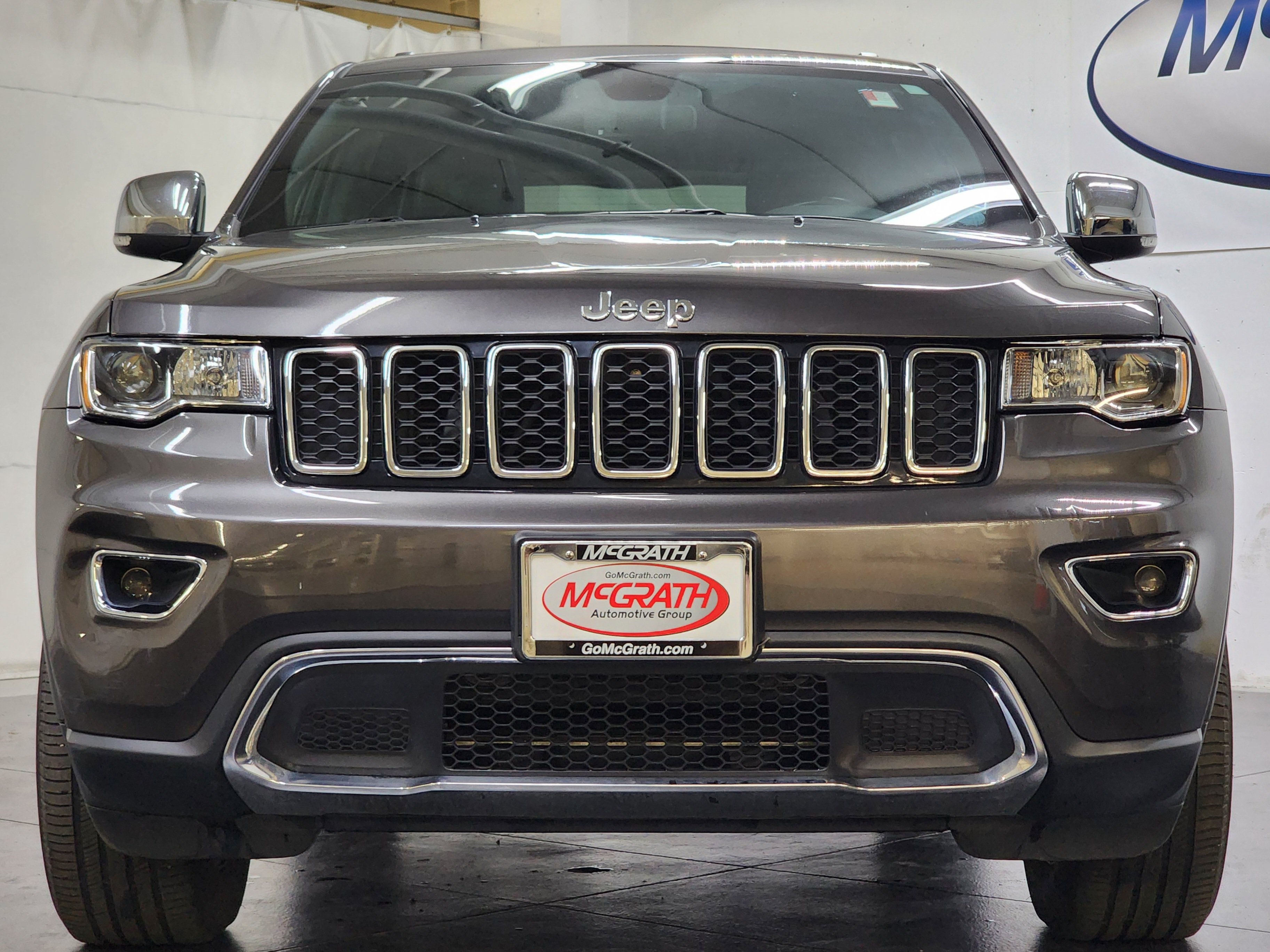 Used 2020 Jeep Grand Cherokee Limited AWD/4WD image 12