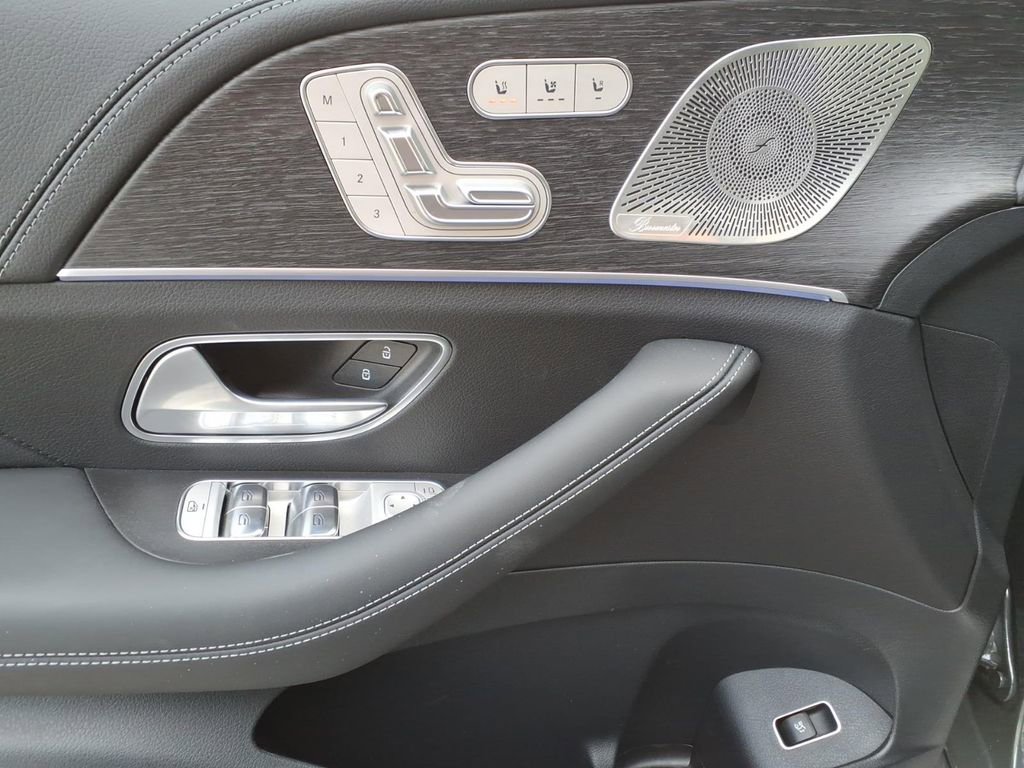New 2026 Mercedes-Benz GLE 53 AMG 4MATIC image 12