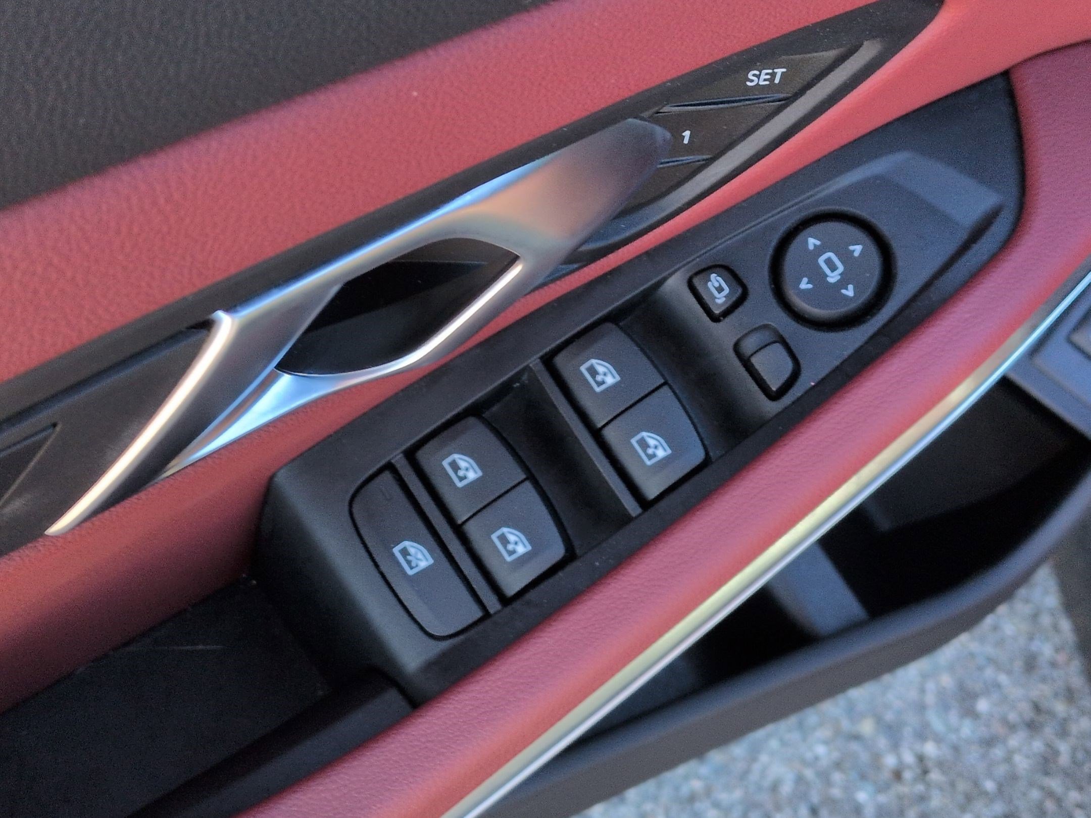 Used 2025 BMW 330i Sedan w/ Convenience Package image 15