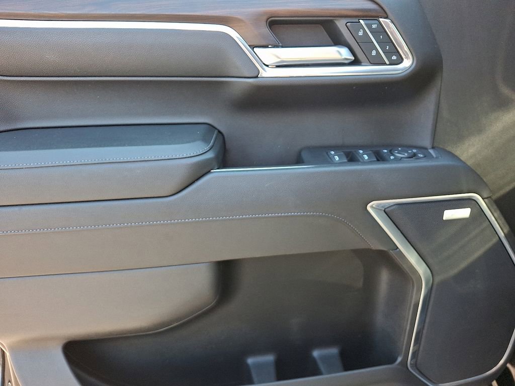 Used 2024 GMC Sierra 1500 SLT w/ SLT Premium Plus Package image 13
