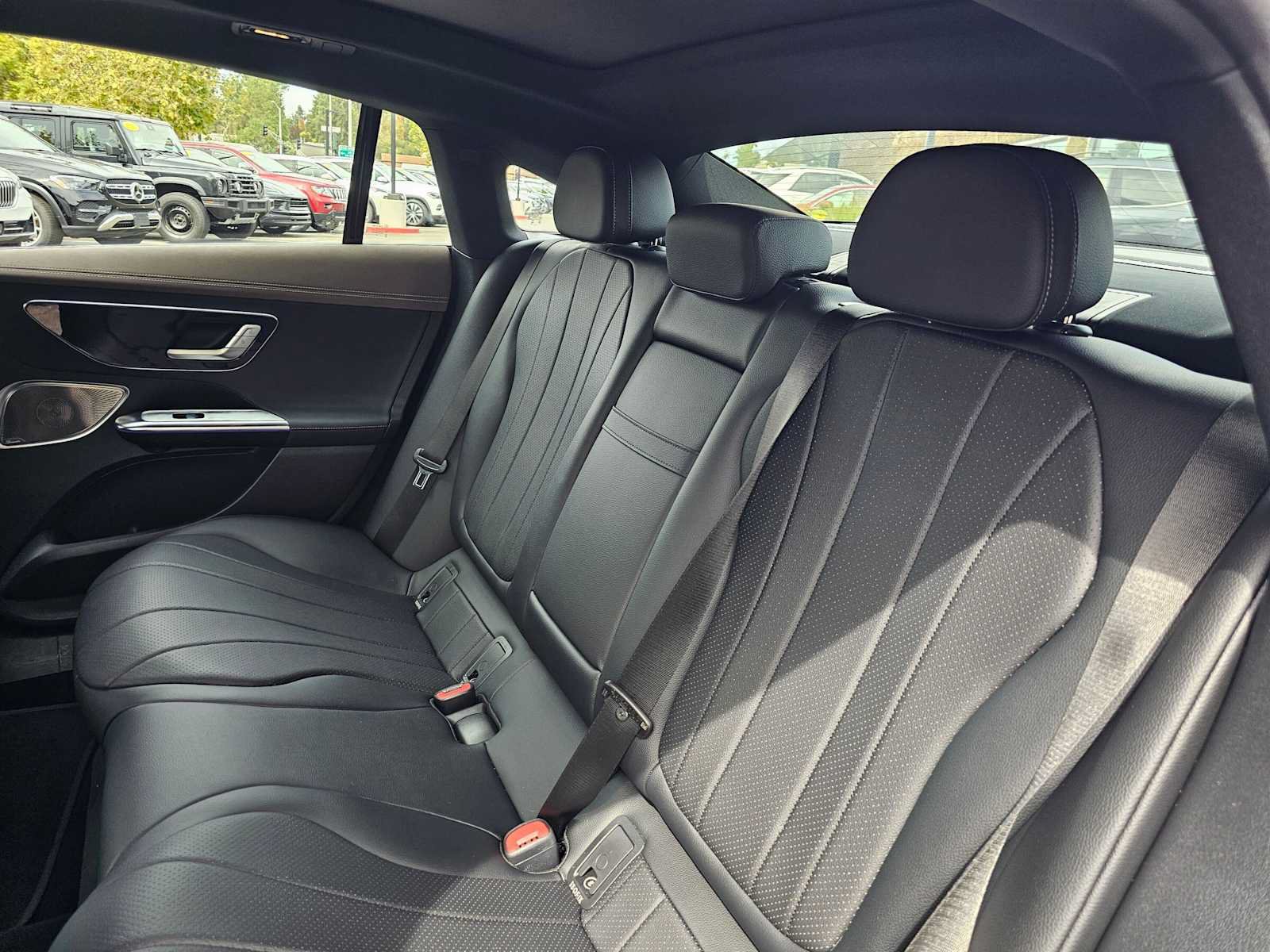 Used 2023 Mercedes-Benz EQE 350+ 4MATIC Sedan image 18