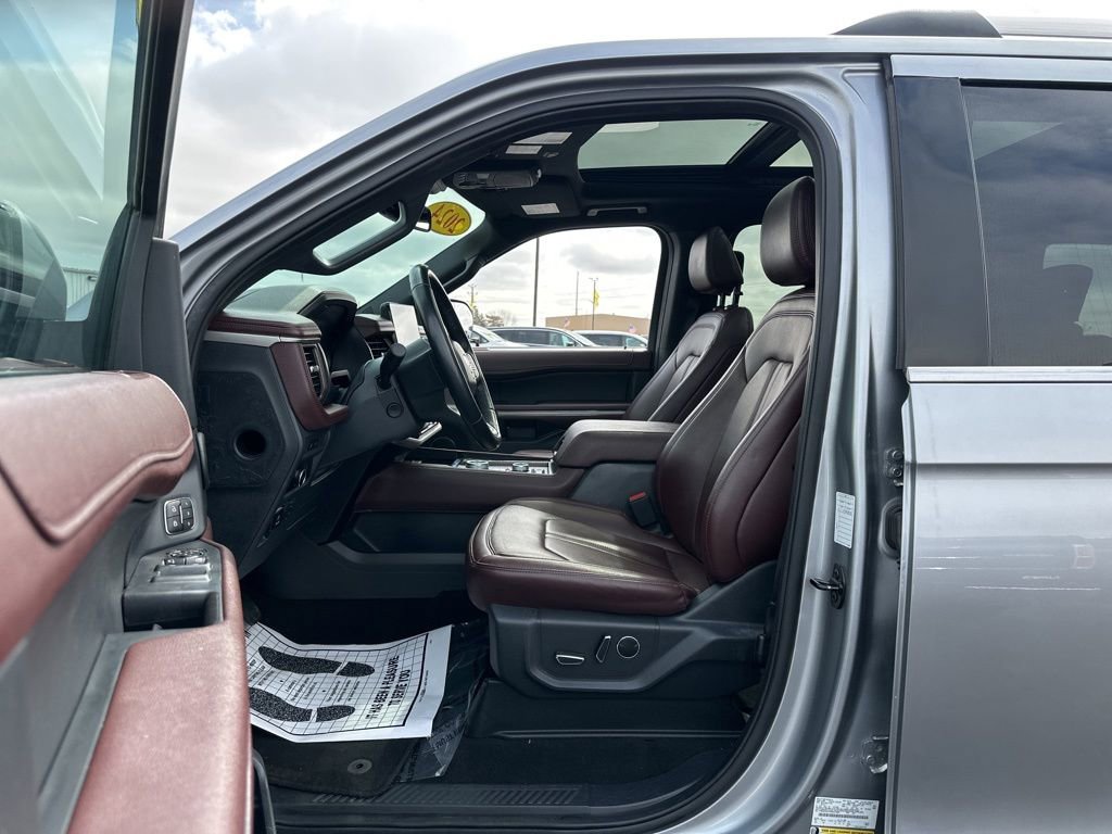 Used 2024 Ford Expedition Max Limited image 8