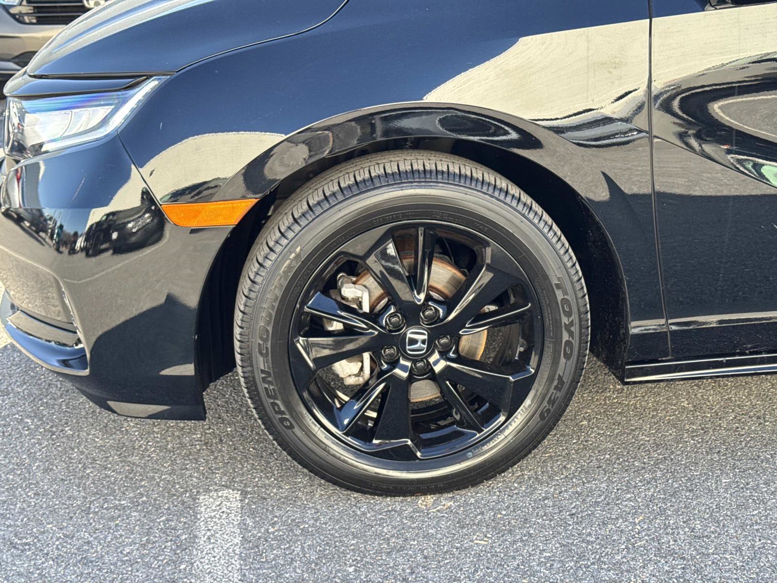 Certified 2024 Honda Odyssey Sport image 29