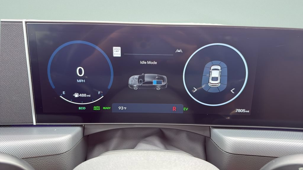 Certified 2025 Hyundai Sonata Limited FWD image 23