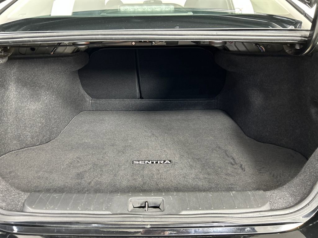 Used 2024 Nissan Sentra S image 19