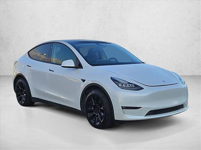 Used 2022 Tesla Model Y Long Range AWD/4WD image 3